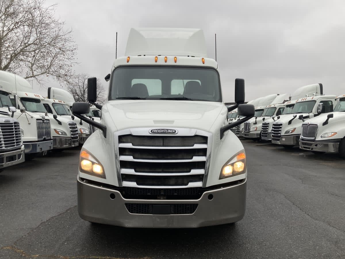 2019 Freightliner/Mercedes NEW CASCADIA PX12664 812894