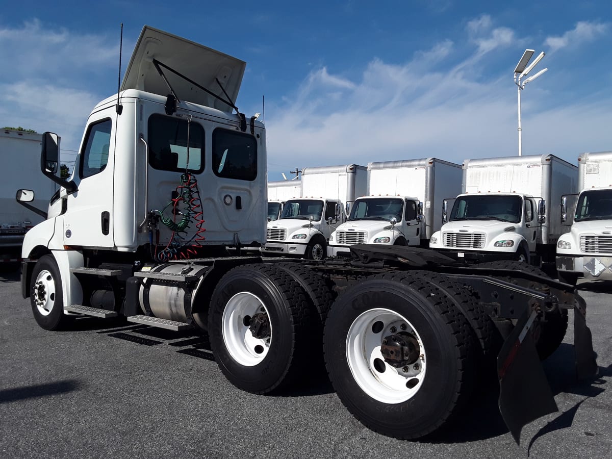 2019 Freightliner/Mercedes NEW CASCADIA PX12664 812896