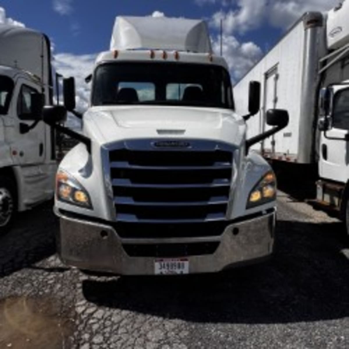 2019 Freightliner - image 2