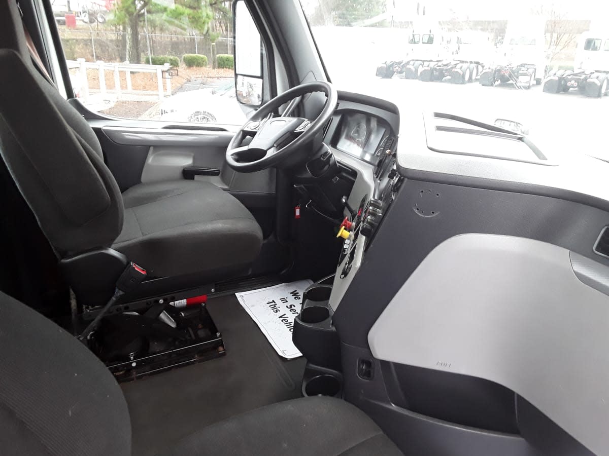 2019 Freightliner - image 11
