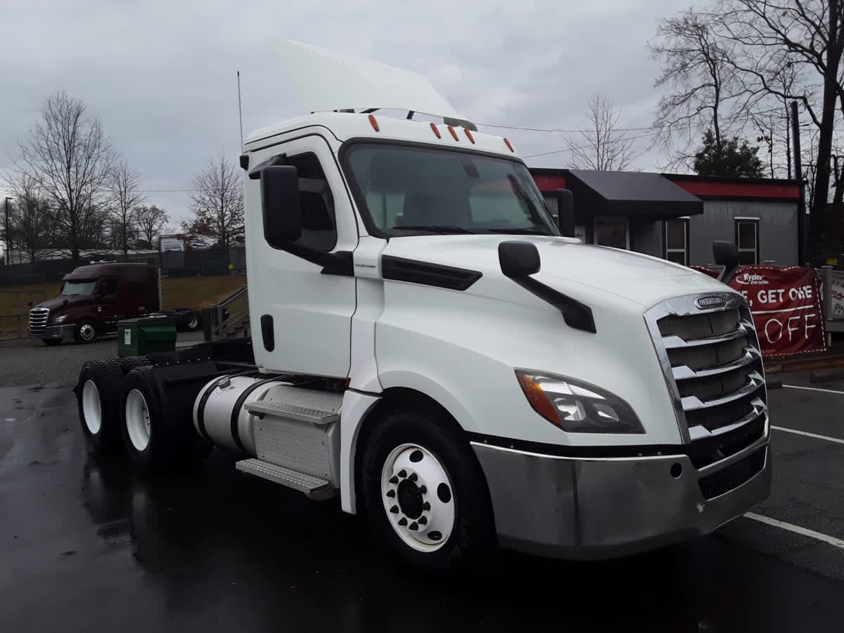 2019 Freightliner - image 3