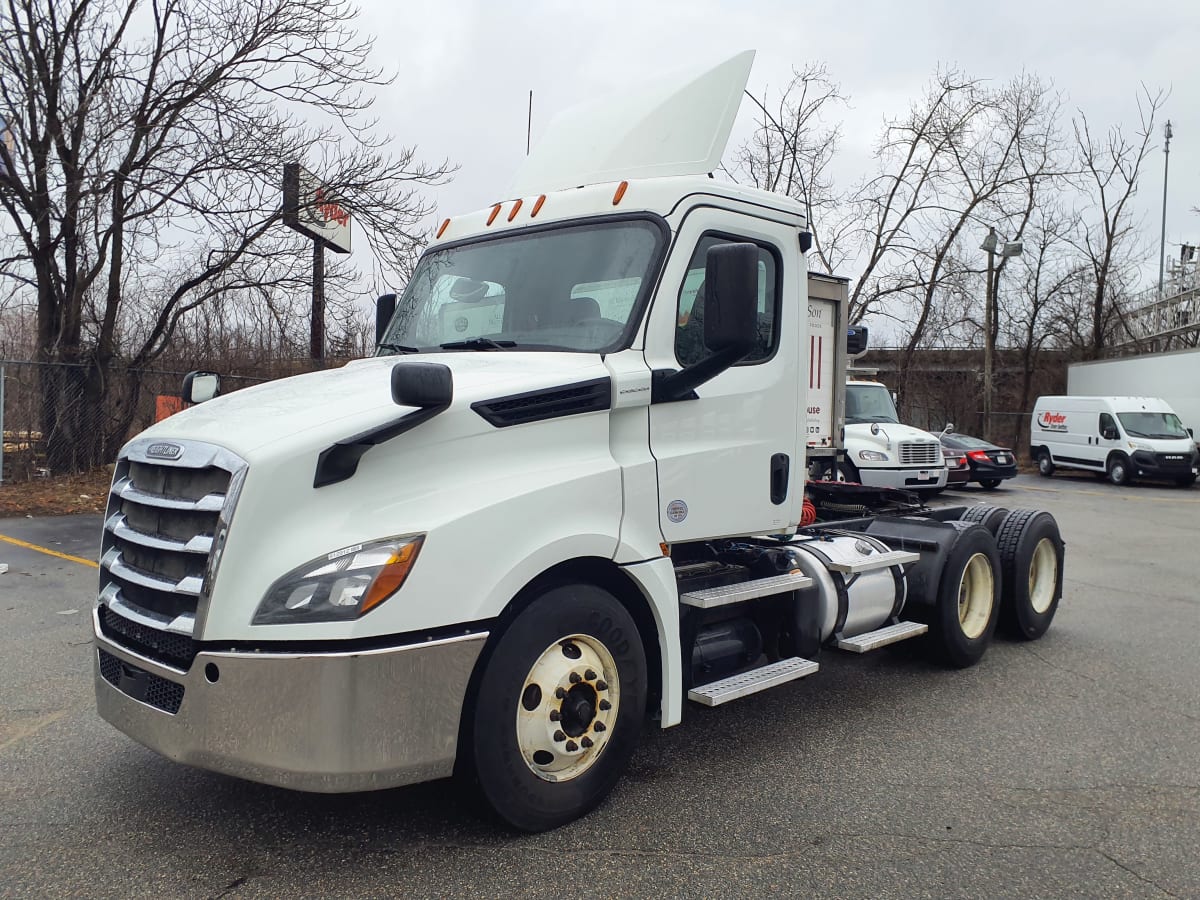 2019 Freightliner/Mercedes NEW CASCADIA PX12664 812912