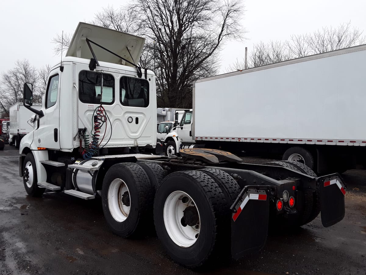 2019 Freightliner/Mercedes NEW CASCADIA PX12664 812917