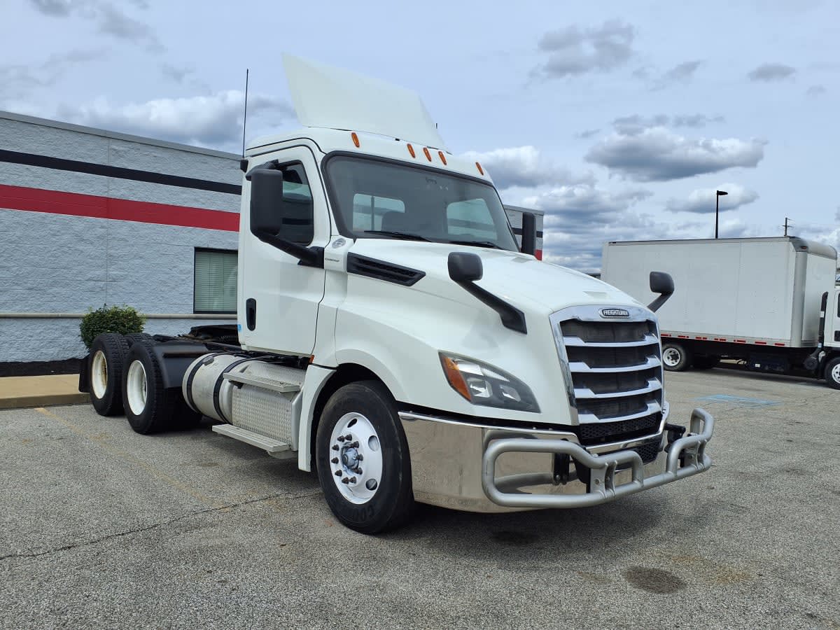 2019 Freightliner/Mercedes NEW CASCADIA PX12664 812925