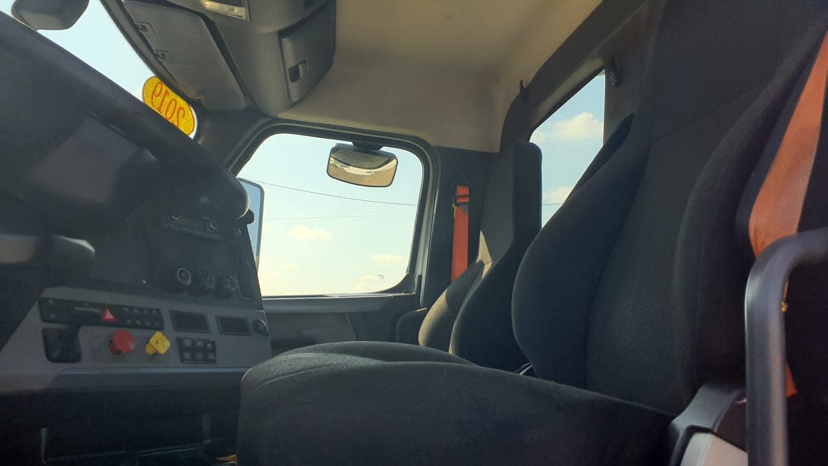 2019 Freightliner/Mercedes NEW CASCADIA PX12664 812954