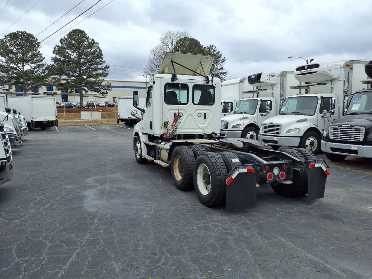 2019 Freightliner - image 6