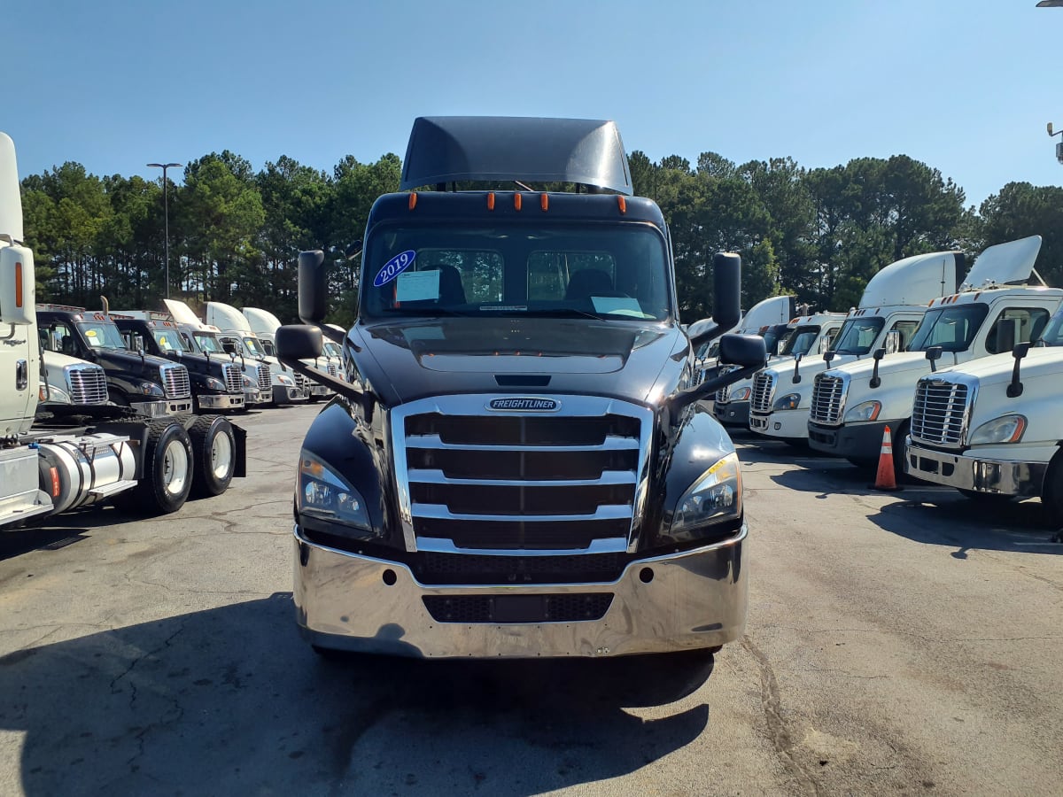 2019 Freightliner/Mercedes NEW CASCADIA PX12664 812967