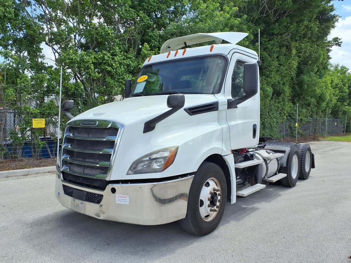 2019 Freightliner Cascadia in Davie, FL
