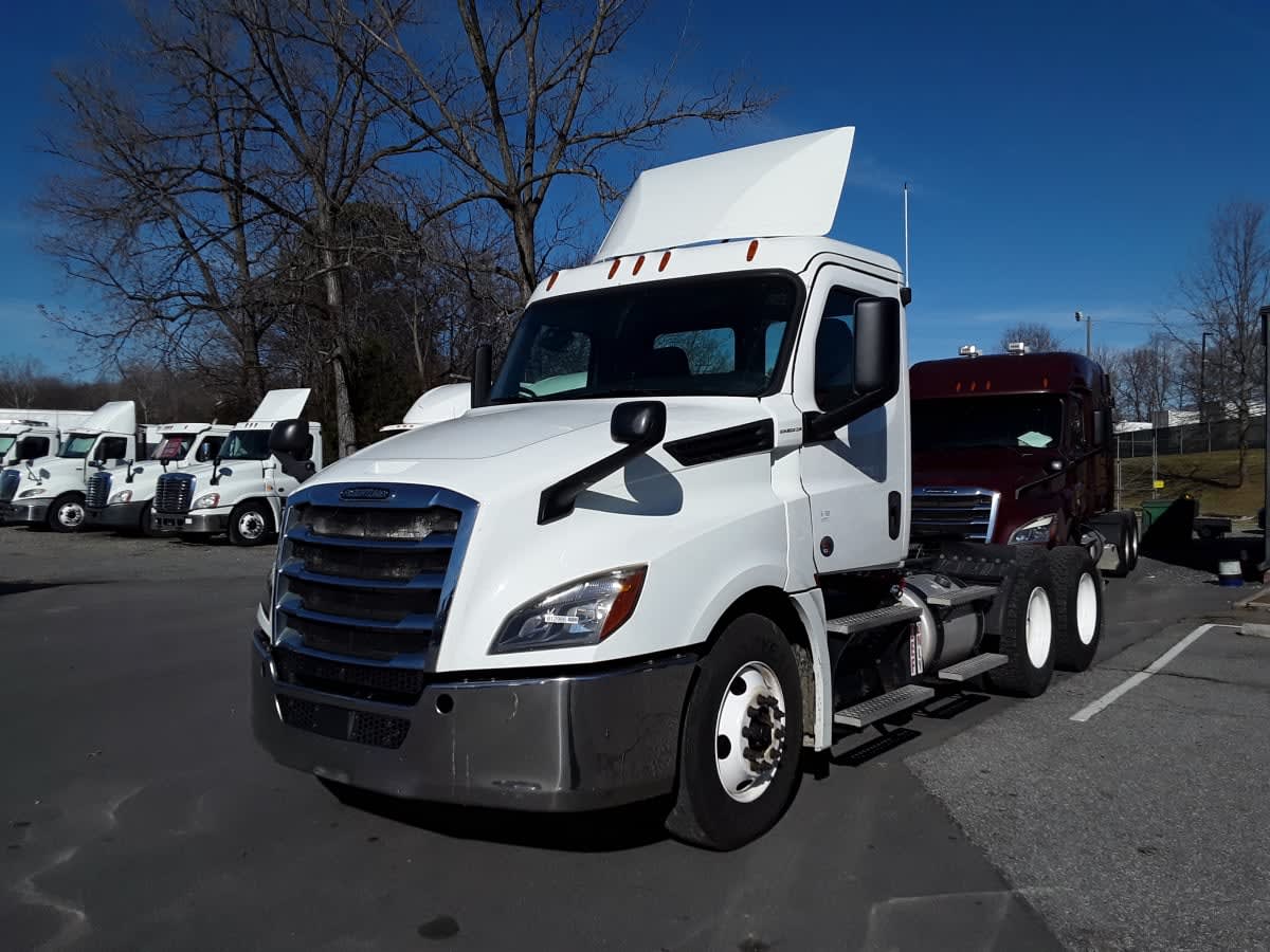 2019 Freightliner - image 1