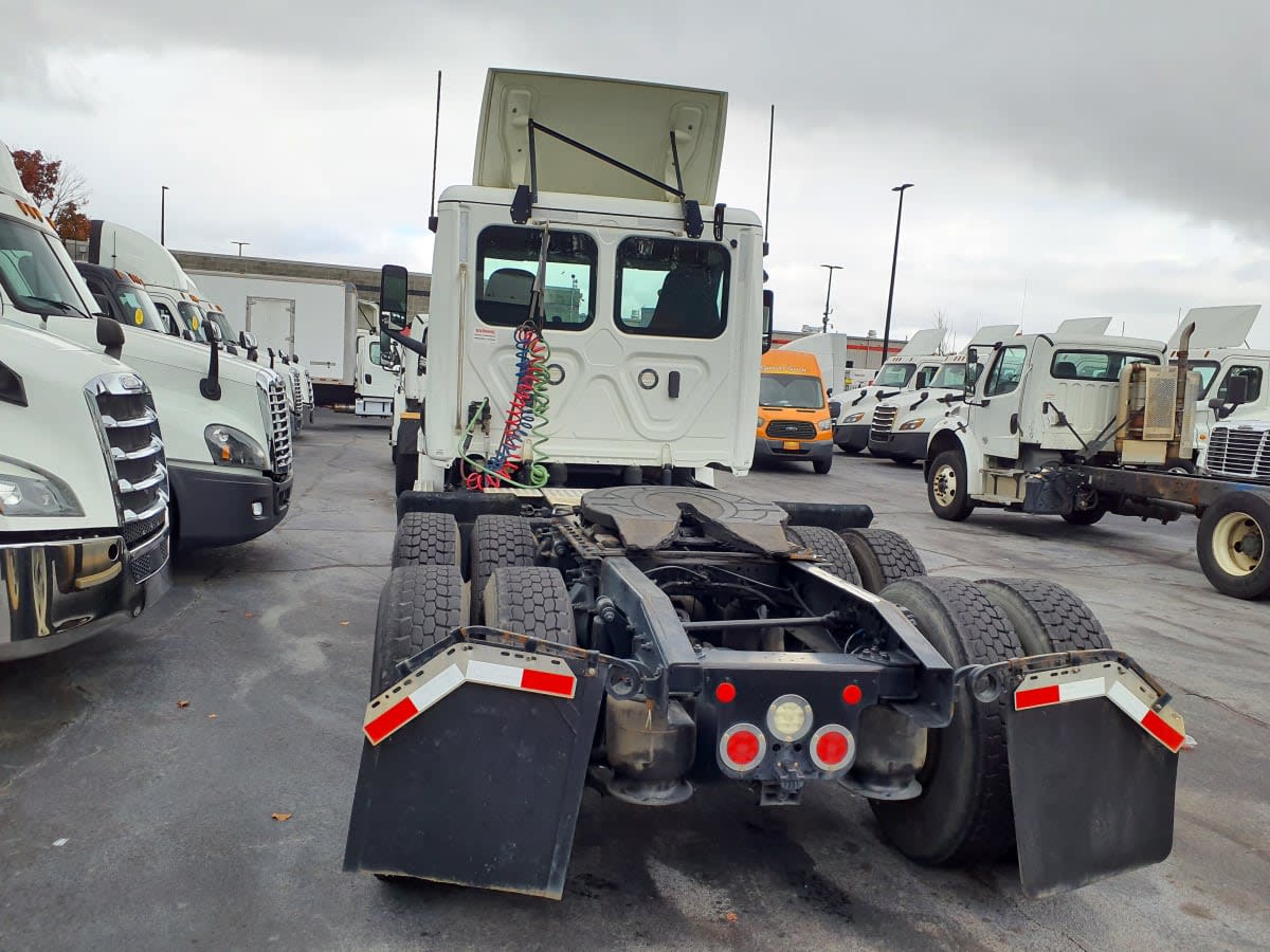 2019 Freightliner/Mercedes CASCADIA 812987