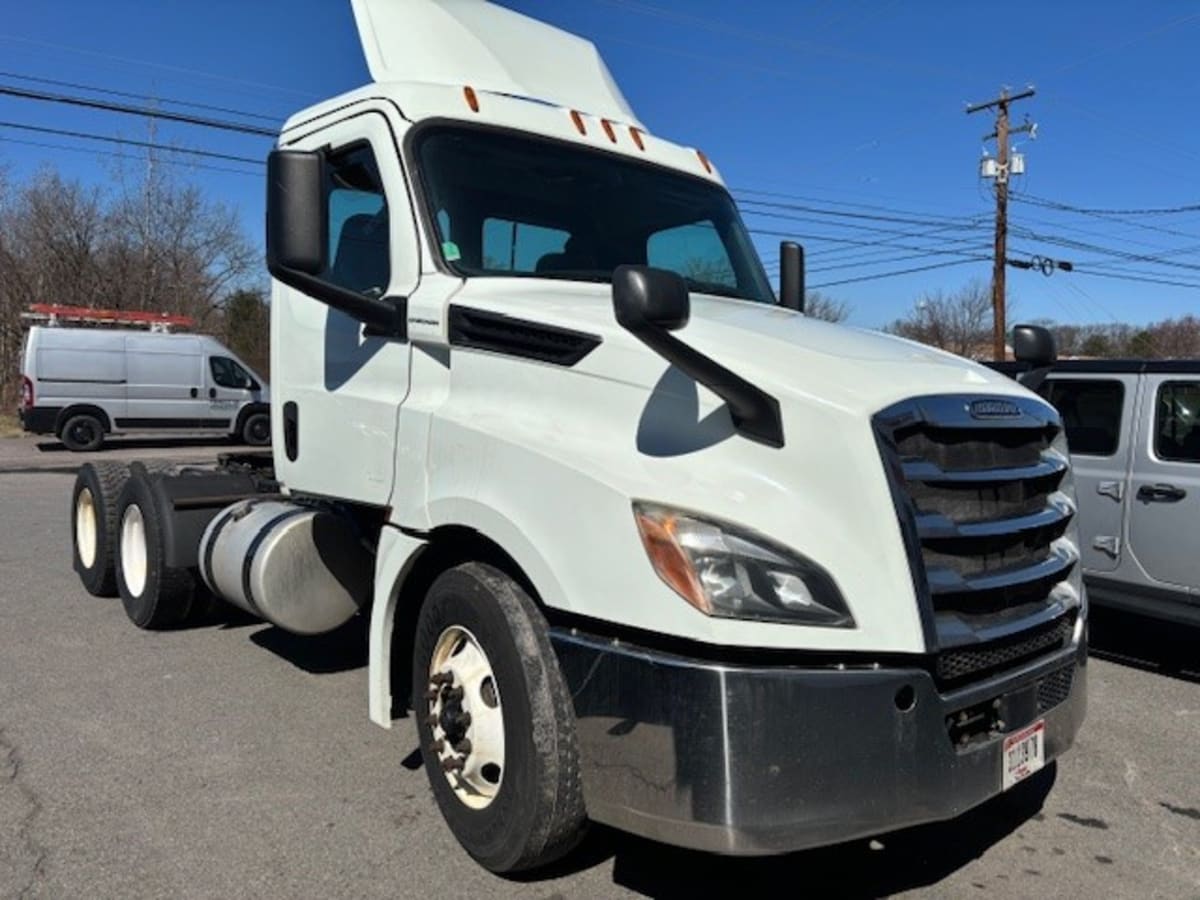 2019 Freightliner/Mercedes NEW CASCADIA PX12664 812993