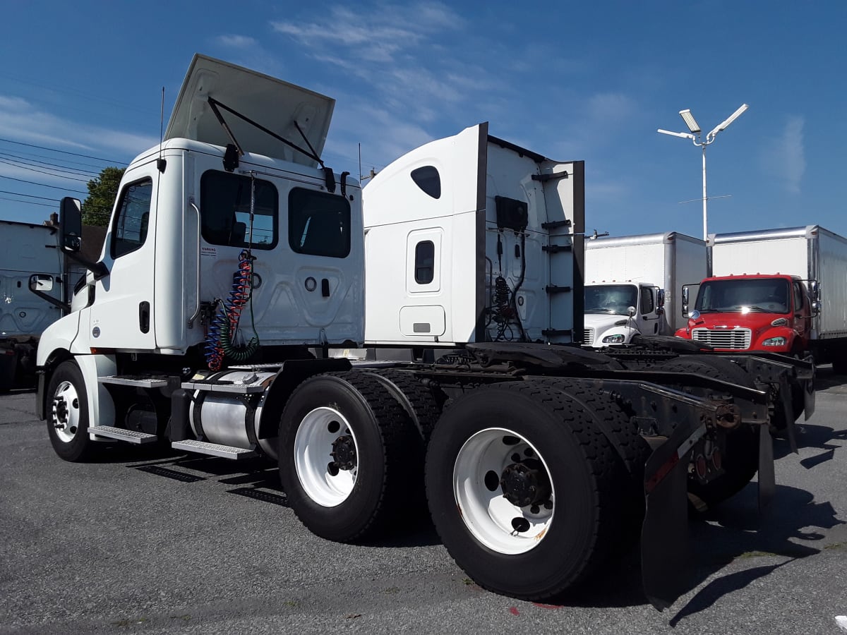 2019 Freightliner/Mercedes NEW CASCADIA PX12664 813005