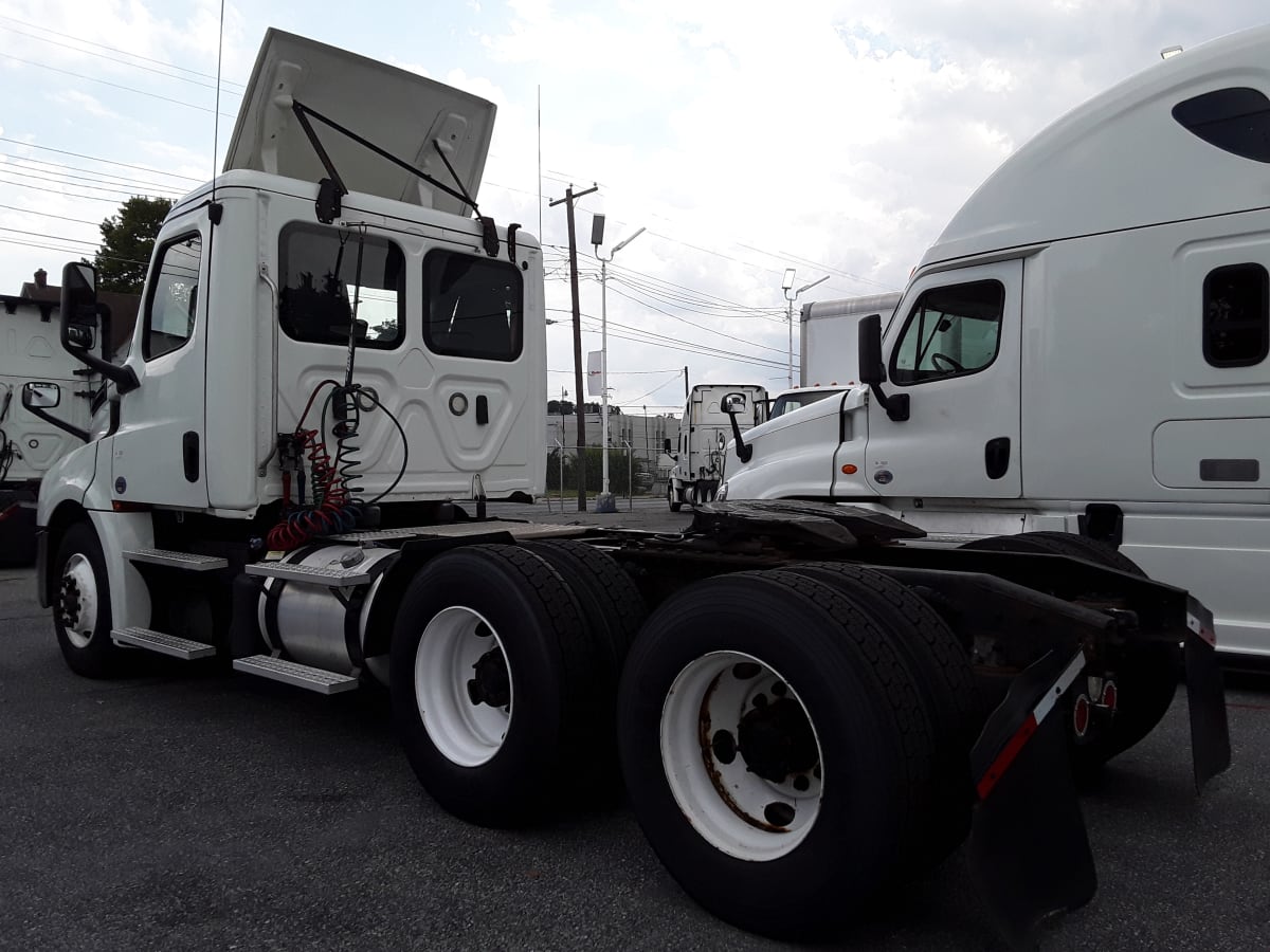 2019 Freightliner/Mercedes NEW CASCADIA PX12664 813008