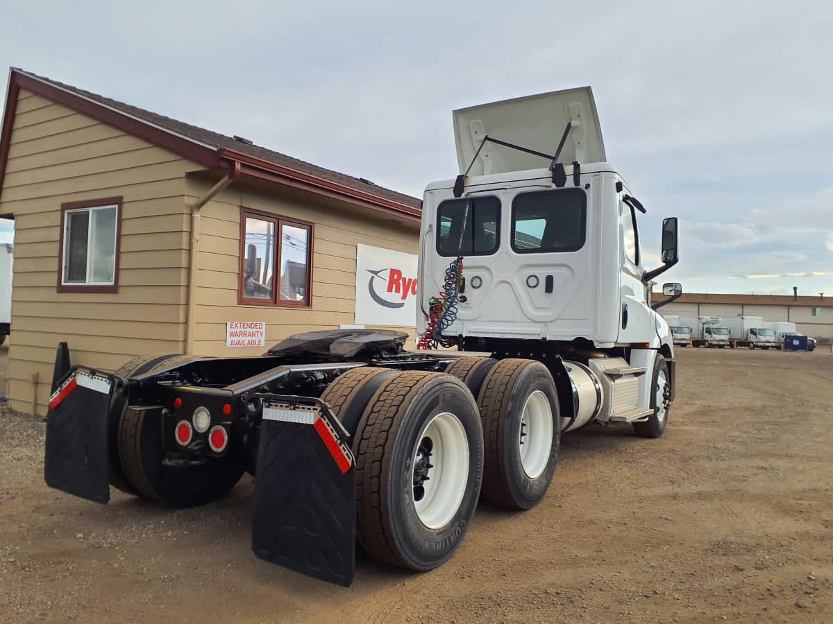 2019 Freightliner - image 4