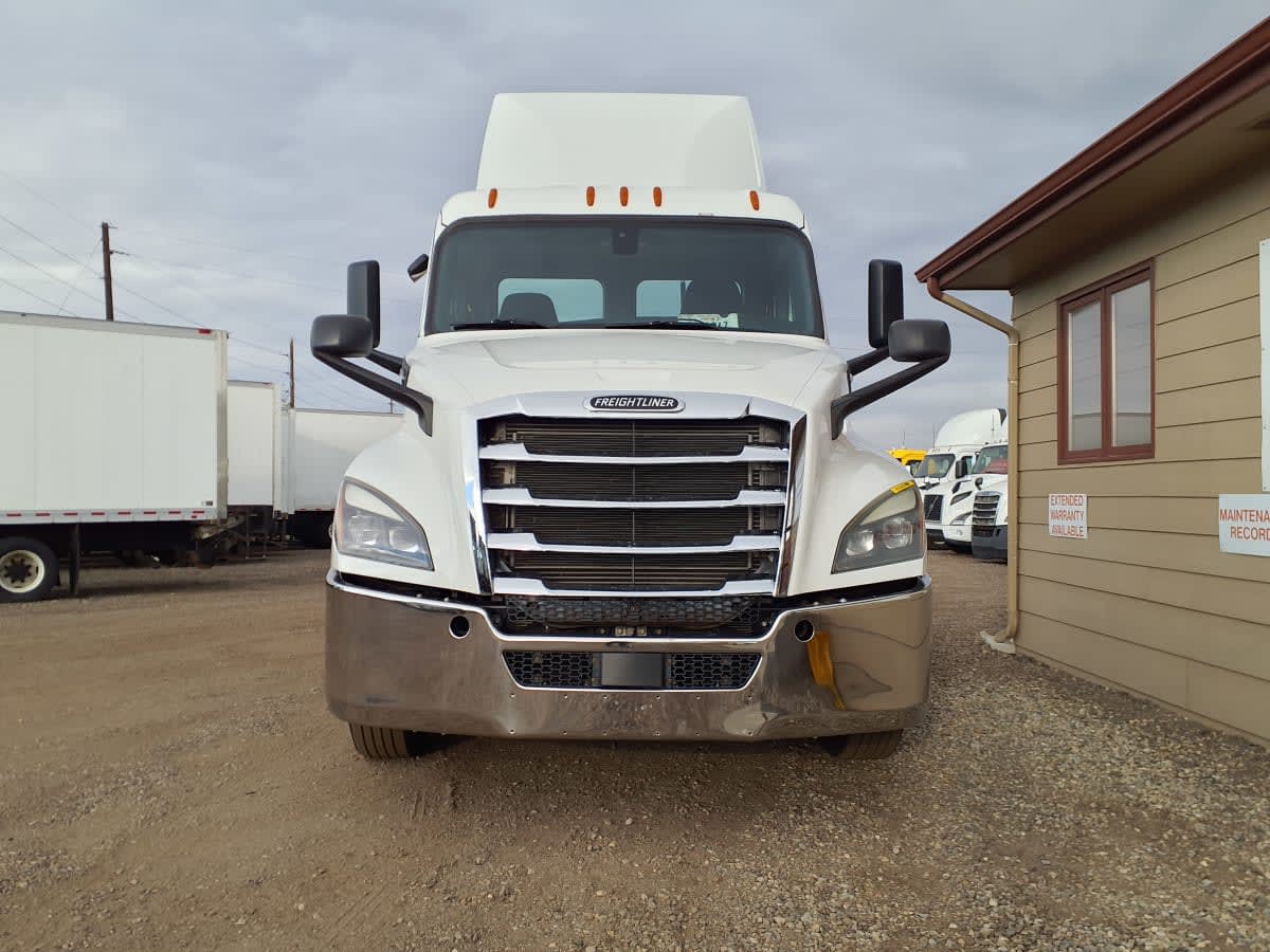 2019 Freightliner - image 2