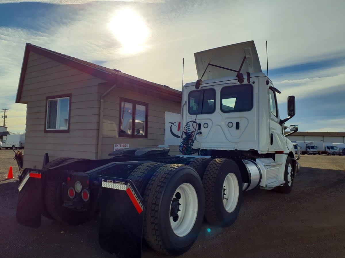 2019 Freightliner - image 4