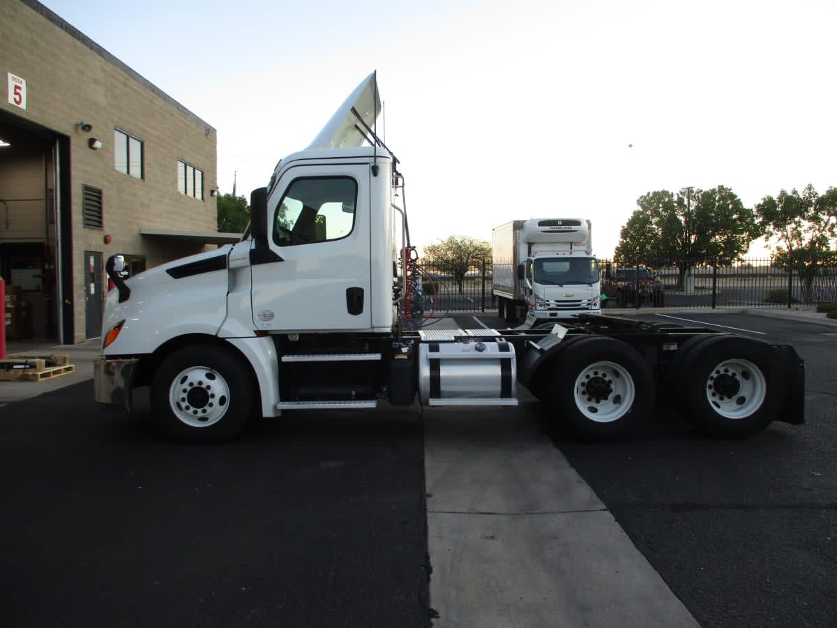 2019 Freightliner/Mercedes NEW CASCADIA PX12664 813062