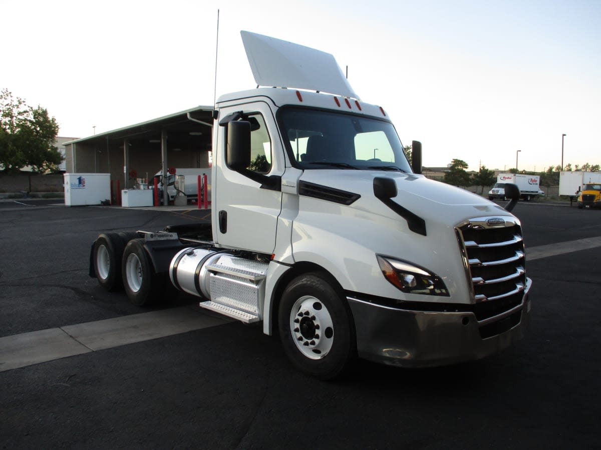 2019 Freightliner/Mercedes NEW CASCADIA PX12664 813062