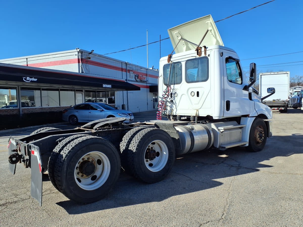 2019 Freightliner/Mercedes NEW CASCADIA PX12664 813072