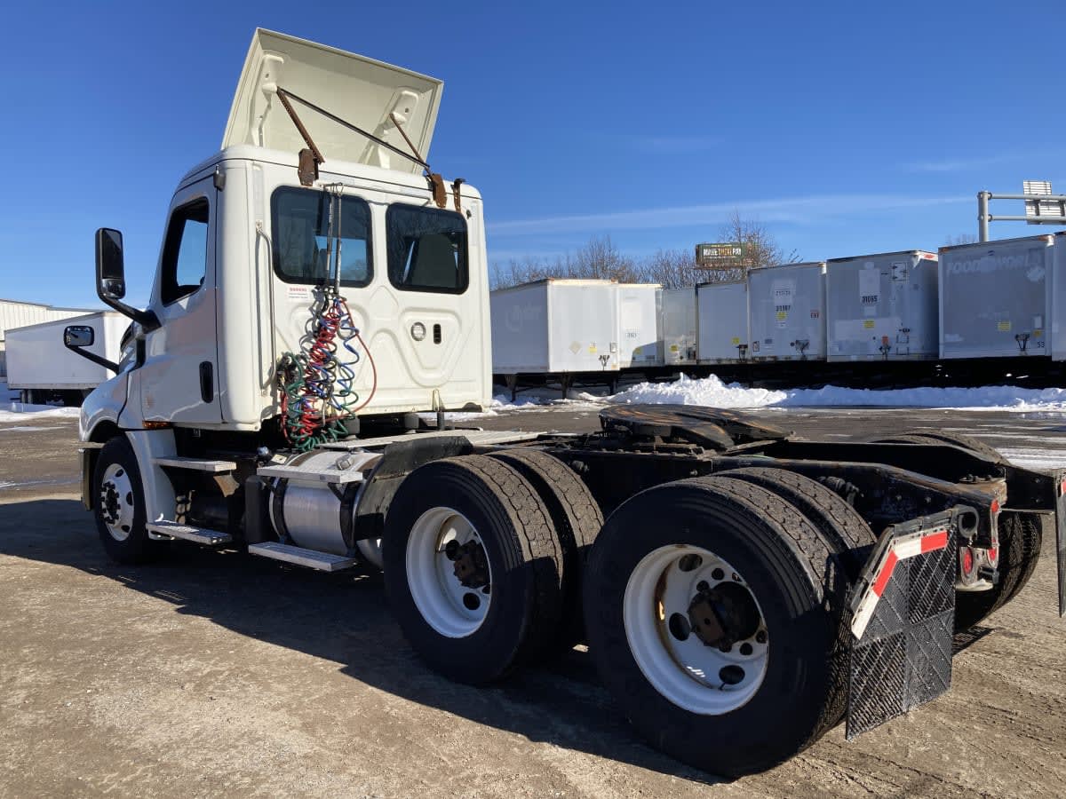 2019 Freightliner/Mercedes NEW CASCADIA PX12664 813075