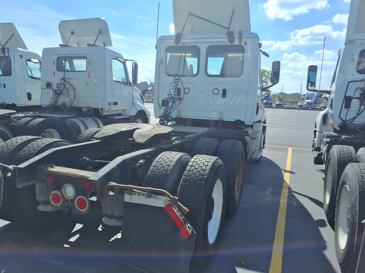 2019 Freightliner - image 6