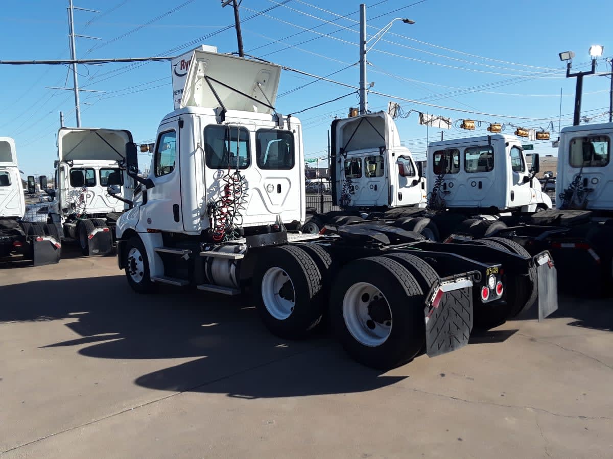 2019 Freightliner/Mercedes NEW CASCADIA PX12664 813124