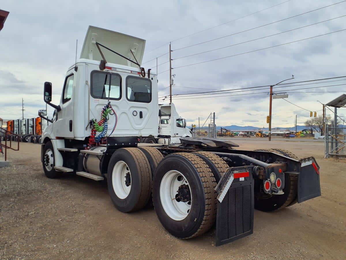 2019 Freightliner - image 6