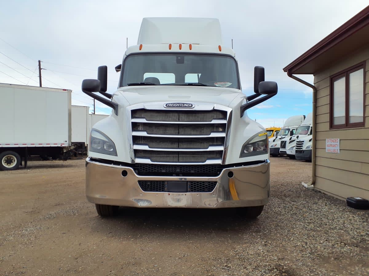 2019 Freightliner - image 2