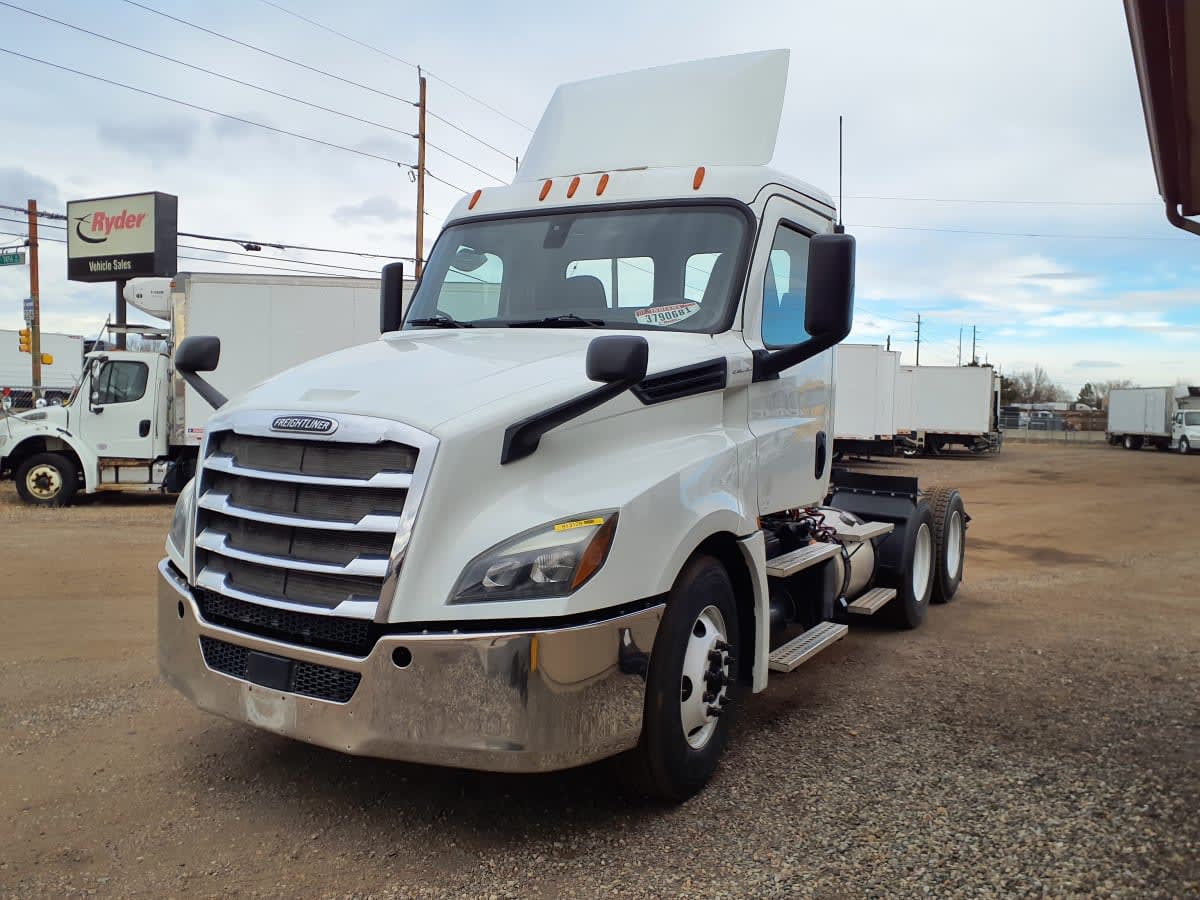 2019 Freightliner - image 1