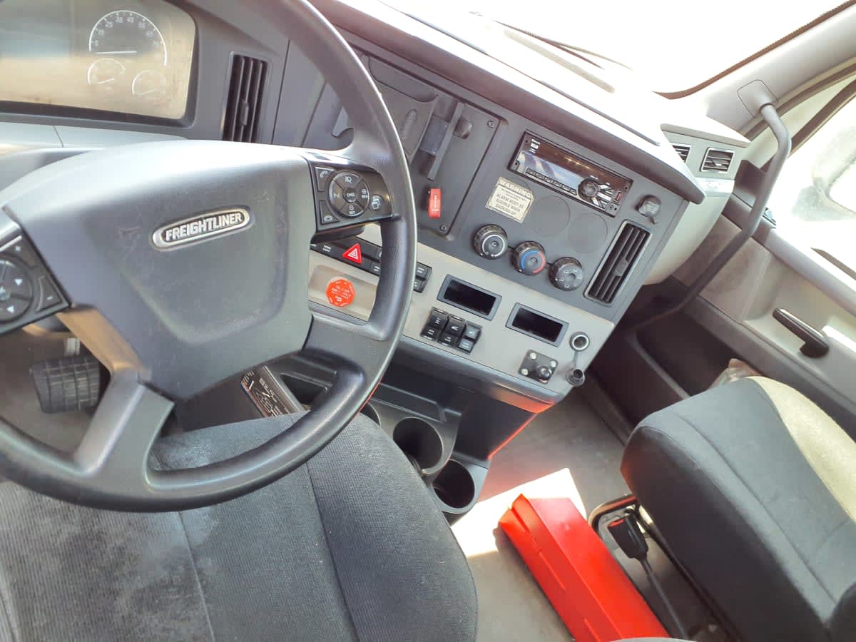 2019 Freightliner NEW CASCADIA PX12664 813129