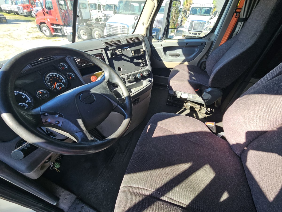 2019 Freightliner/Mercedes CASCADIA 125 813188