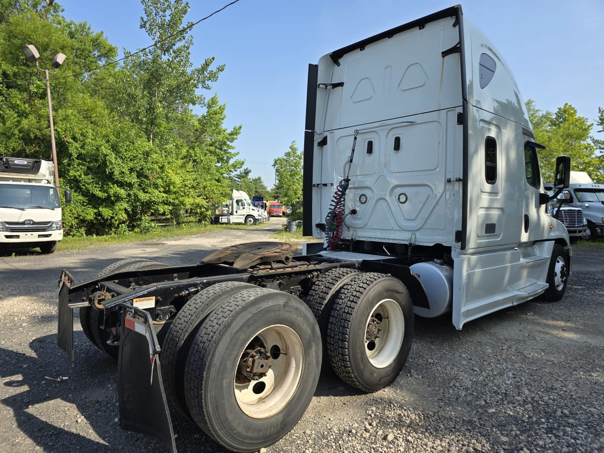 2019 Freightliner/Mercedes CASCADIA 125 813195