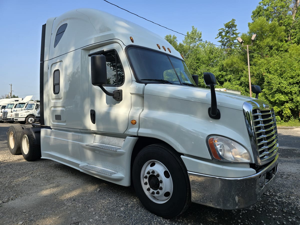 2019 Freightliner/Mercedes CASCADIA 125 813195