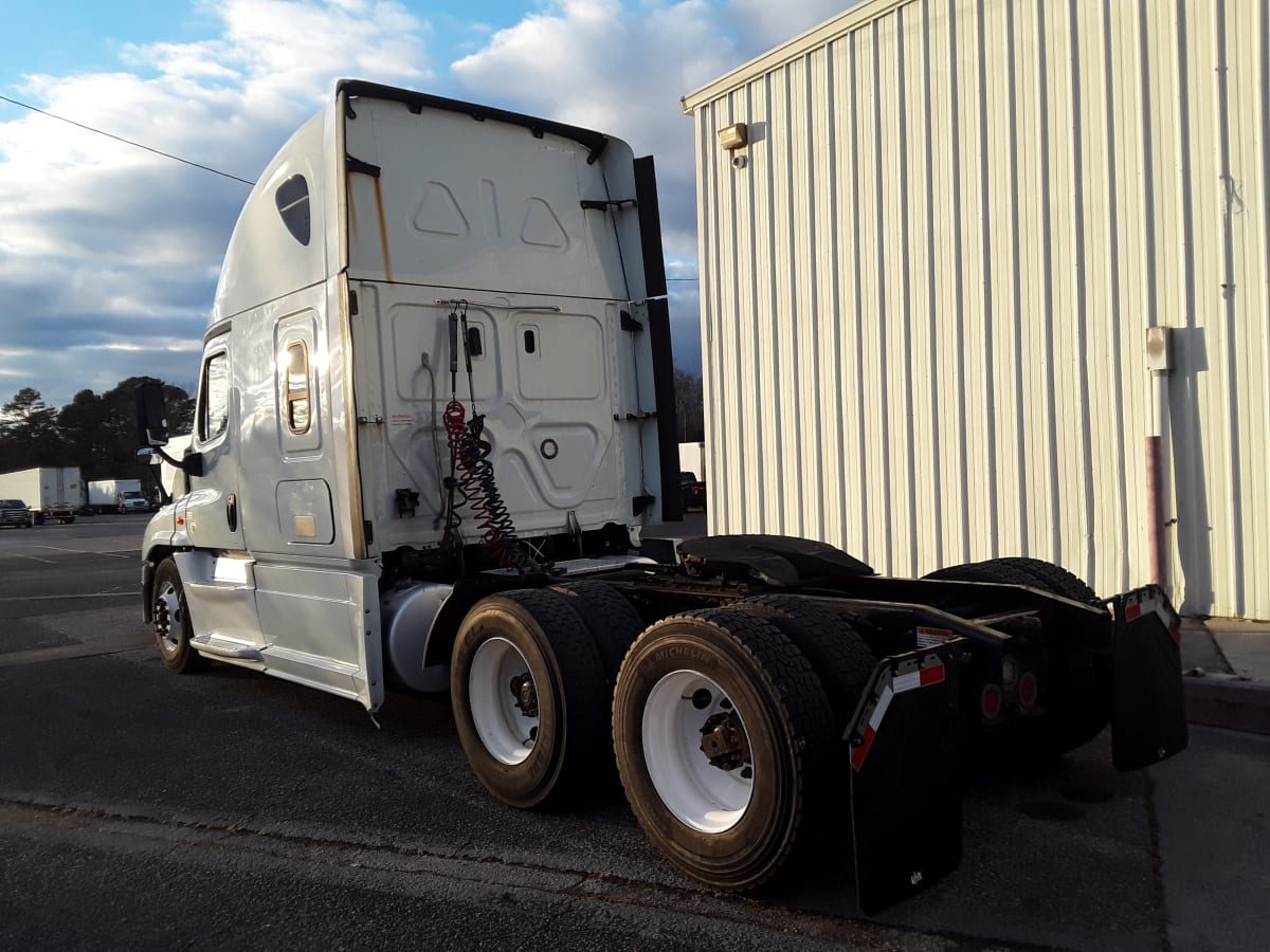 2019 Freightliner/Mercedes CASCADIA 125 813200