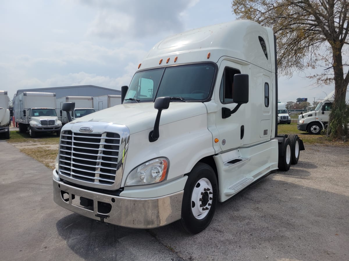 2019 Freightliner/Mercedes CASCADIA 125 813222