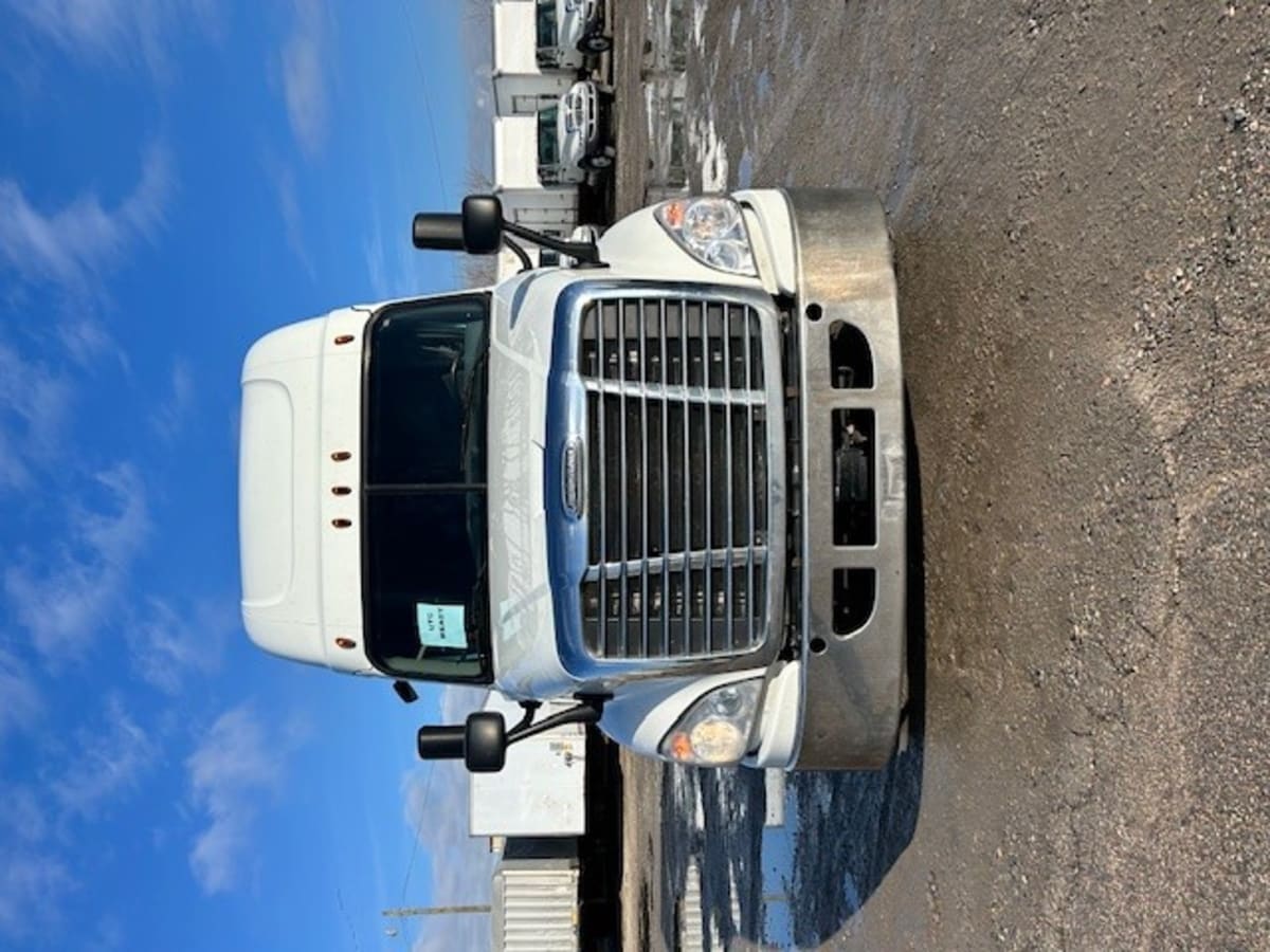 2019 Freightliner/Mercedes CASCADIA 125 813233