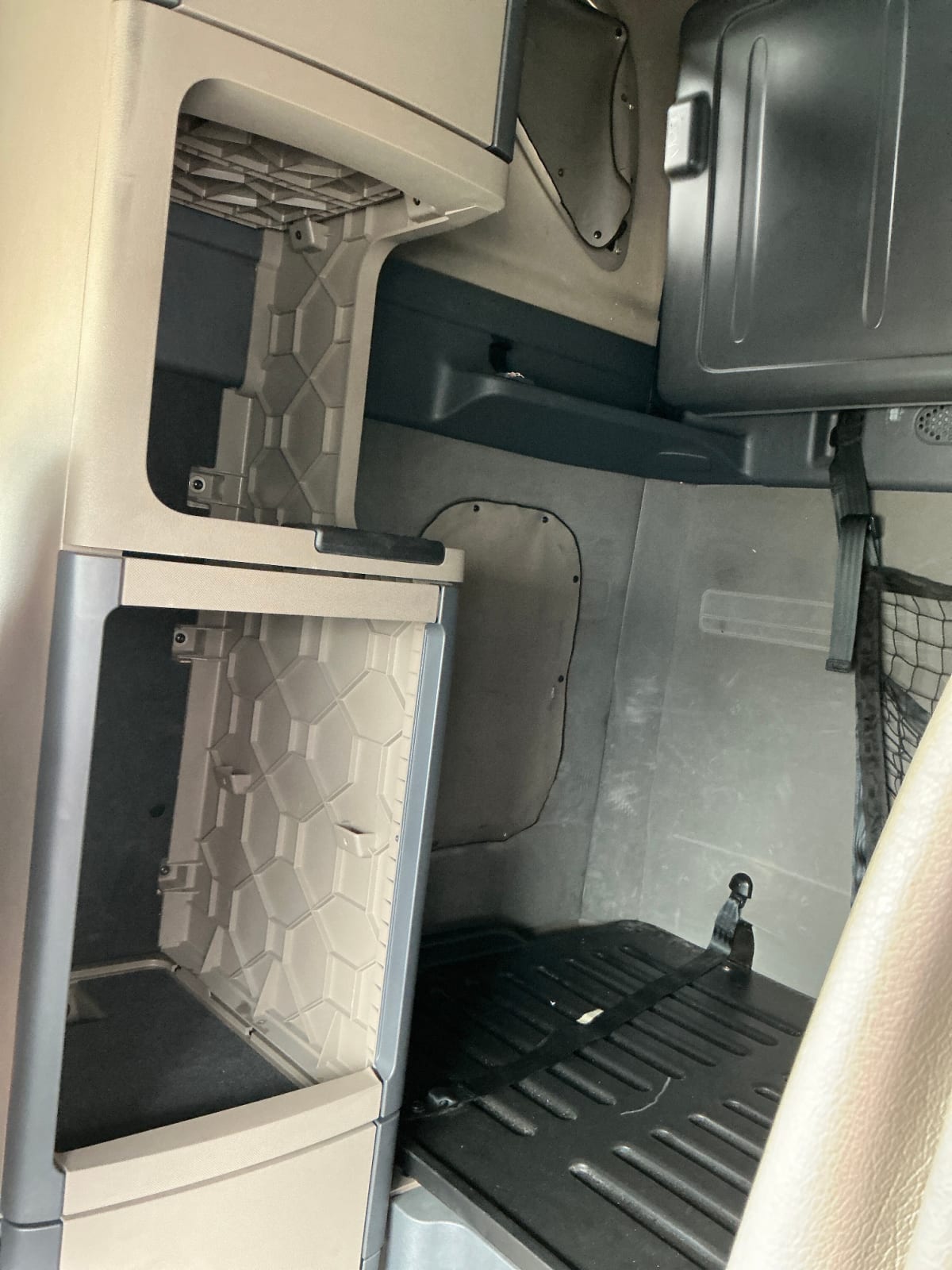 2019 Freightliner/Mercedes CASCADIA 125 813247