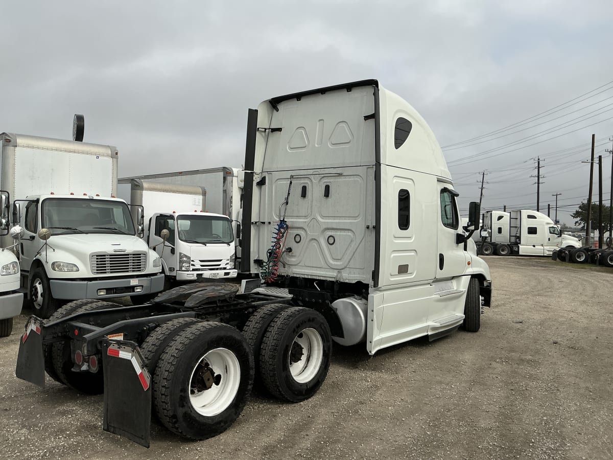 2019 Freightliner/Mercedes CASCADIA 125 813247