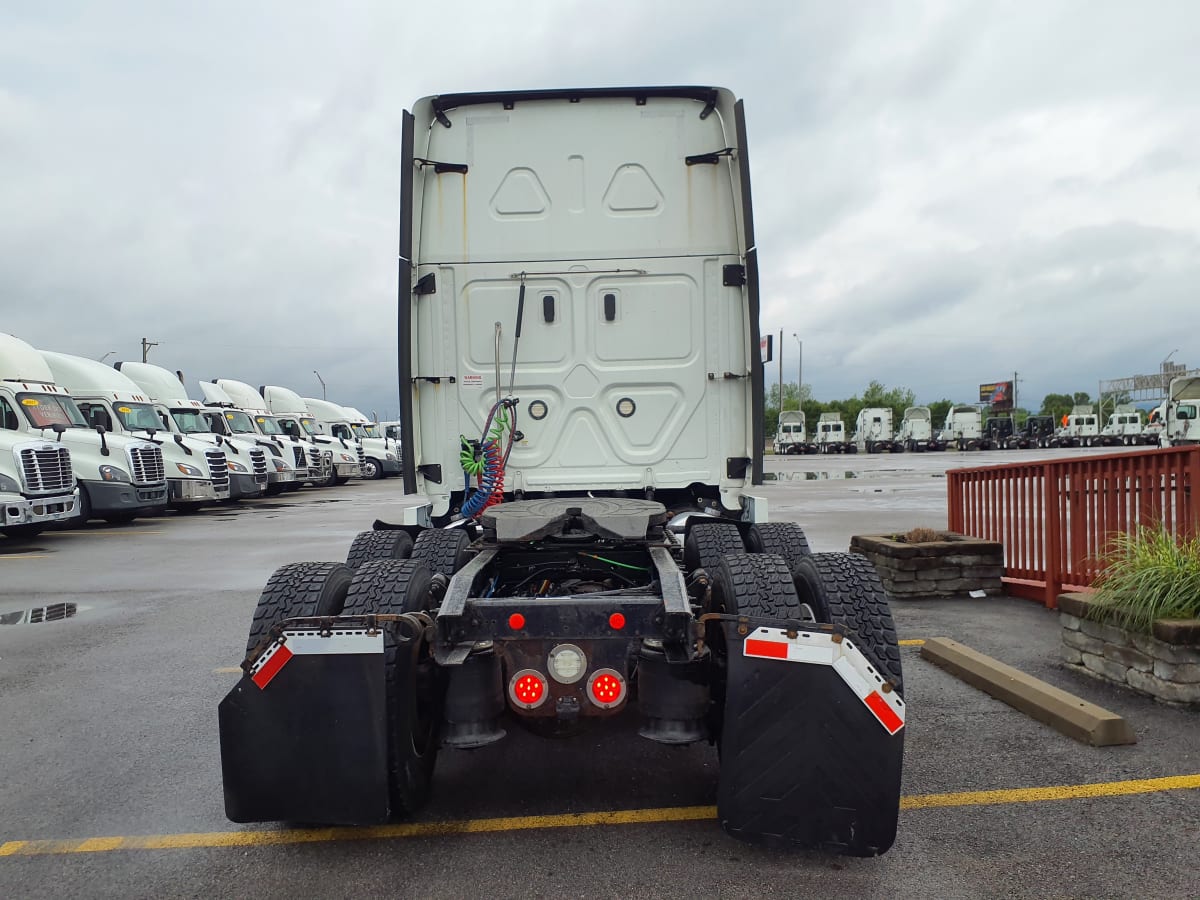 2019 Freightliner/Mercedes CASCADIA 125 813249