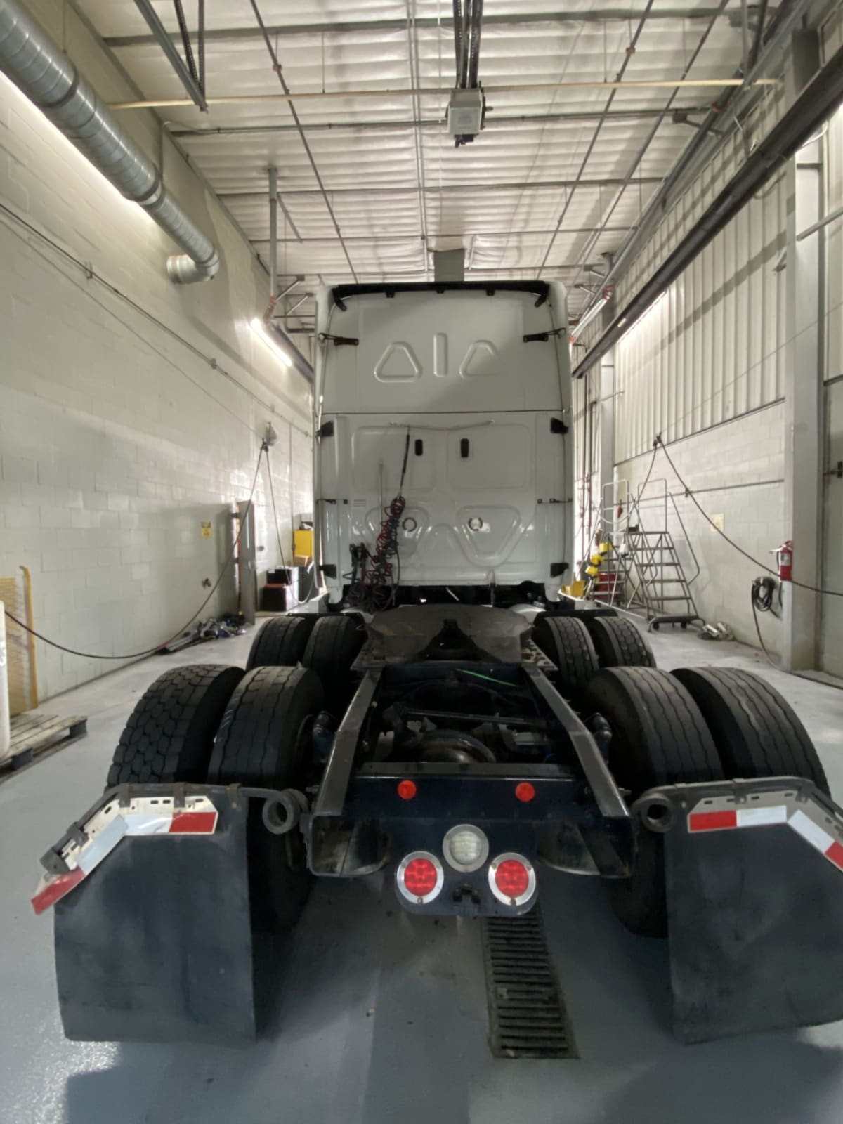 2019 Freightliner - image 5