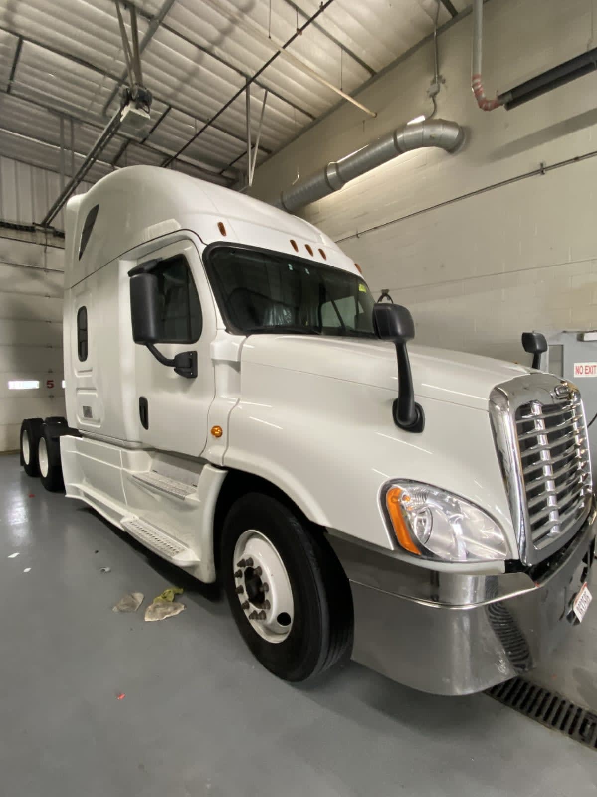 2019 Freightliner - image 3