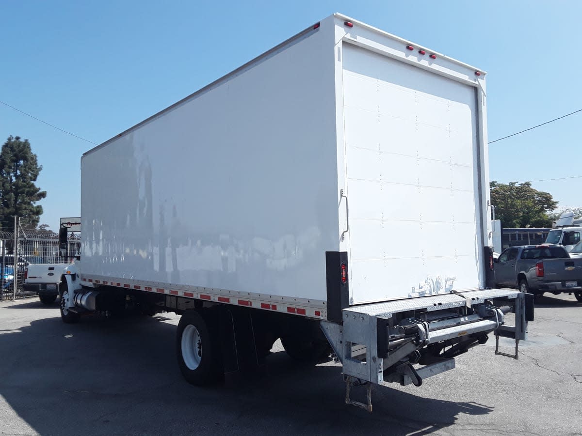 2019 International 4300 in Montebello, CA — photo 6