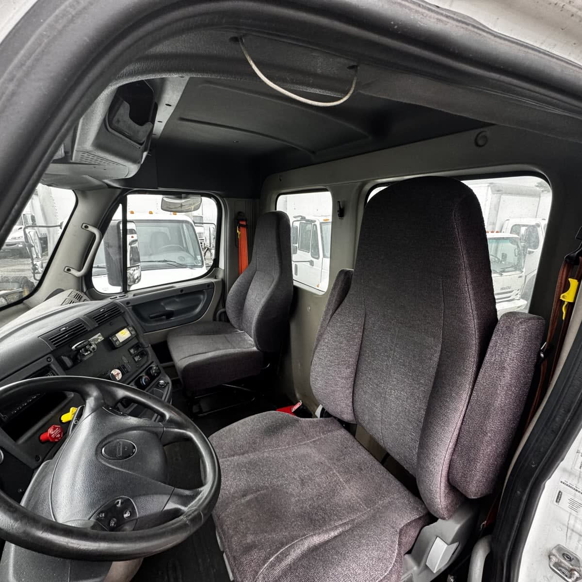2019 Freightliner - image 7