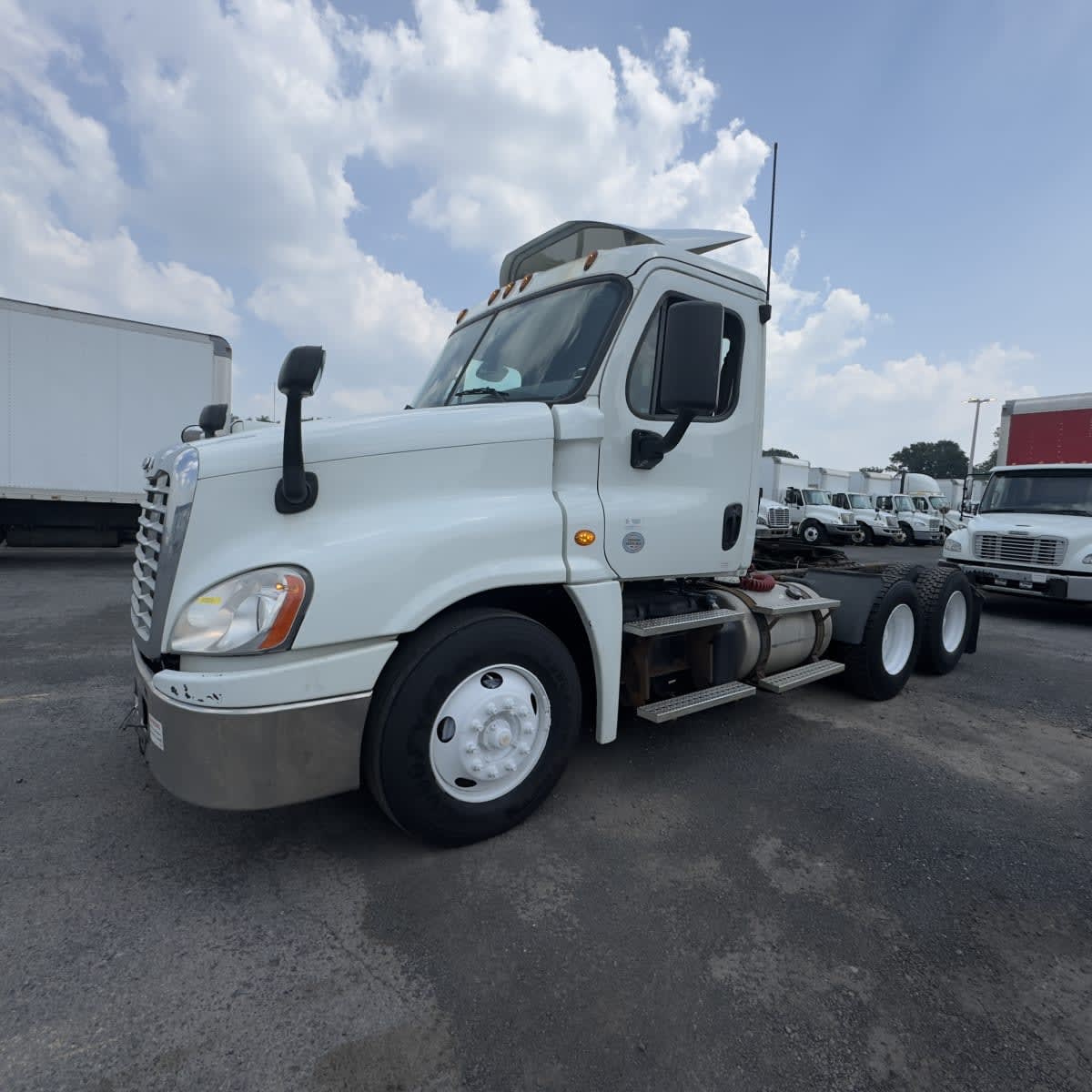 2019 Freightliner - image 1