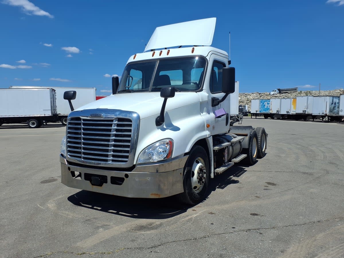 2019 Freightliner/Mercedes CASCADIA 125 813314 2019 Freightliner/Mercedes CASCADIA 125 813314