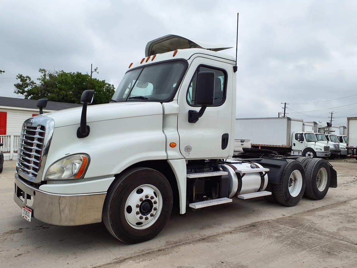 2019 Freightliner/Mercedes CASCADIA 125 813327