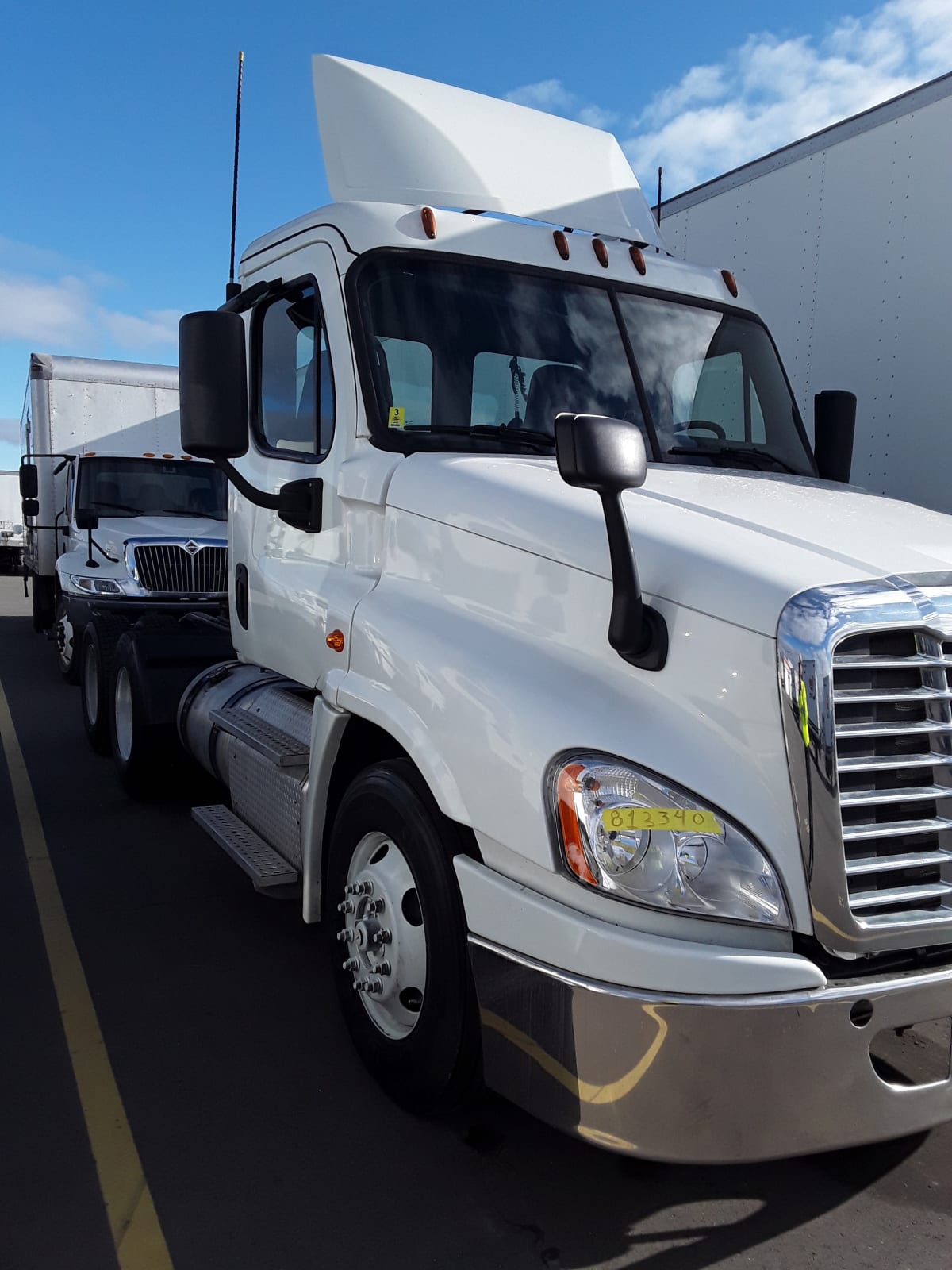 2019 Freightliner/Mercedes CASCADIA 125 813340