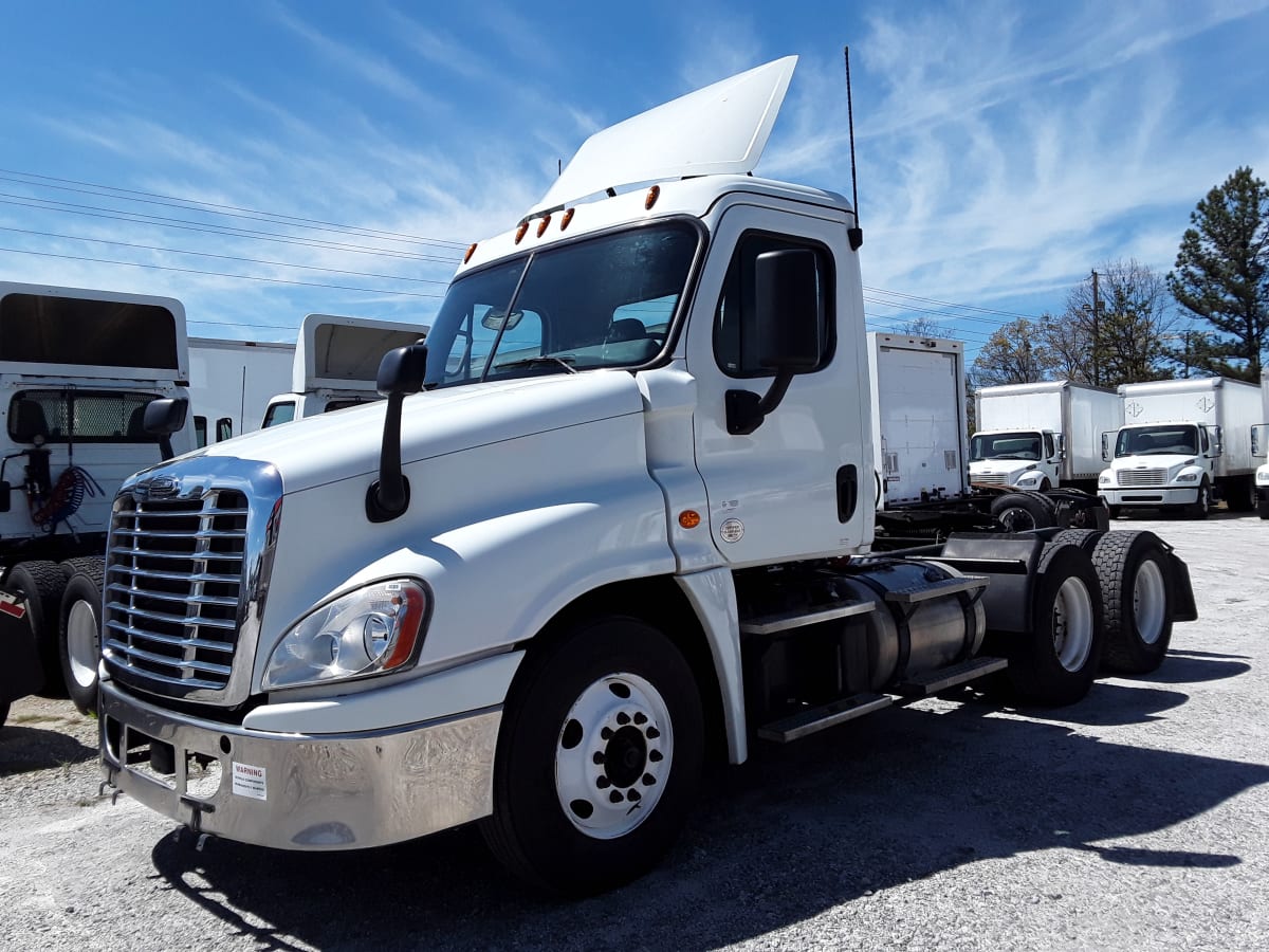 2019 Freightliner/Mercedes CASCADIA 125 813351