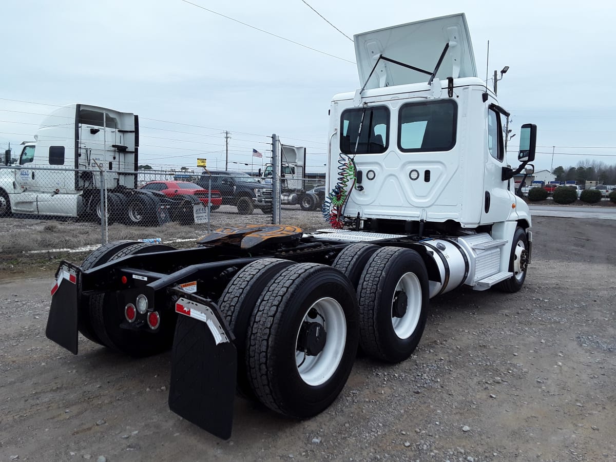 2019 Freightliner/Mercedes CASCADIA 125 813363