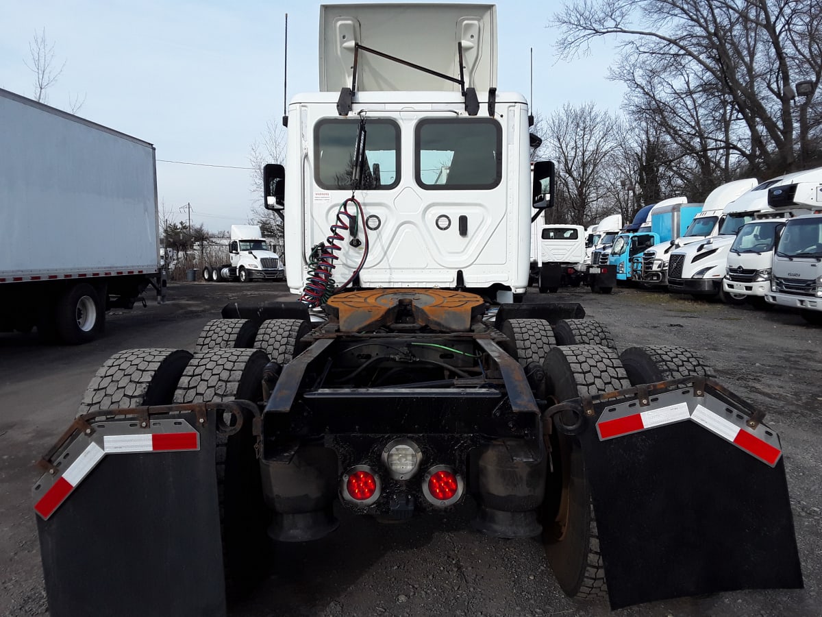 2019 Freightliner/Mercedes CASCADIA 125 813368